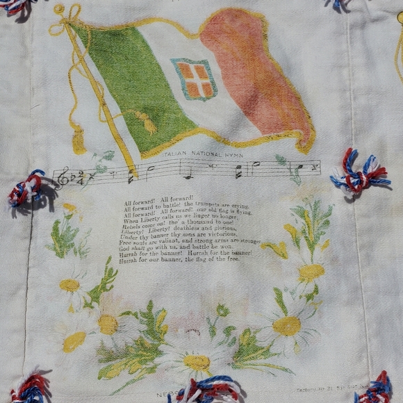 Vintage Handmade Tabacco Silks quilt - Picture 5 of 7